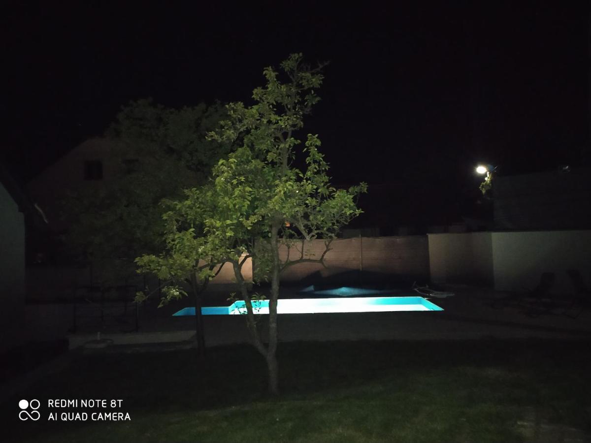 Vila pod Majákem Přítluky Exterior foto